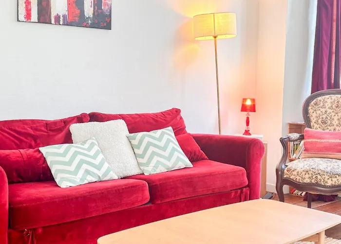 Historical Center In Apartment XVIII Th Century